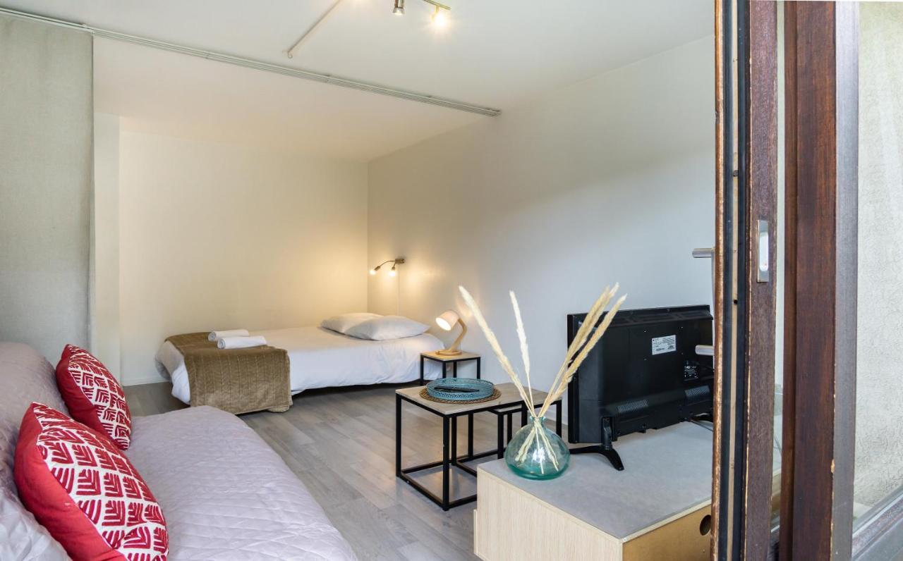 Saint-Paul Cosy Studio Avec Place De Parking Privee Apartment Meythet Bagian luar foto