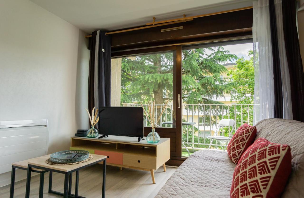 Saint-Paul Cosy Studio Avec Place De Parking Privee Apartment Meythet Bagian luar foto